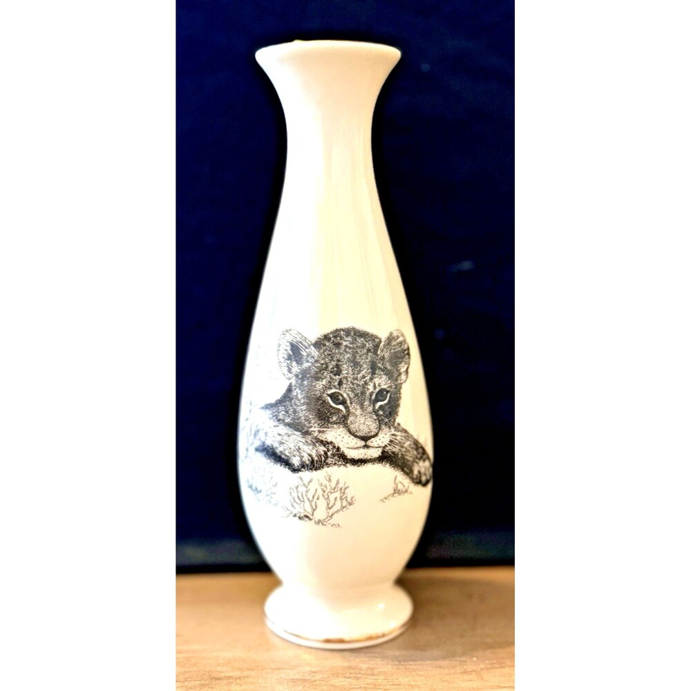 Vintage Small World Greetings Floral Bud Vase Baby Tiger Ceramic Made in Japan